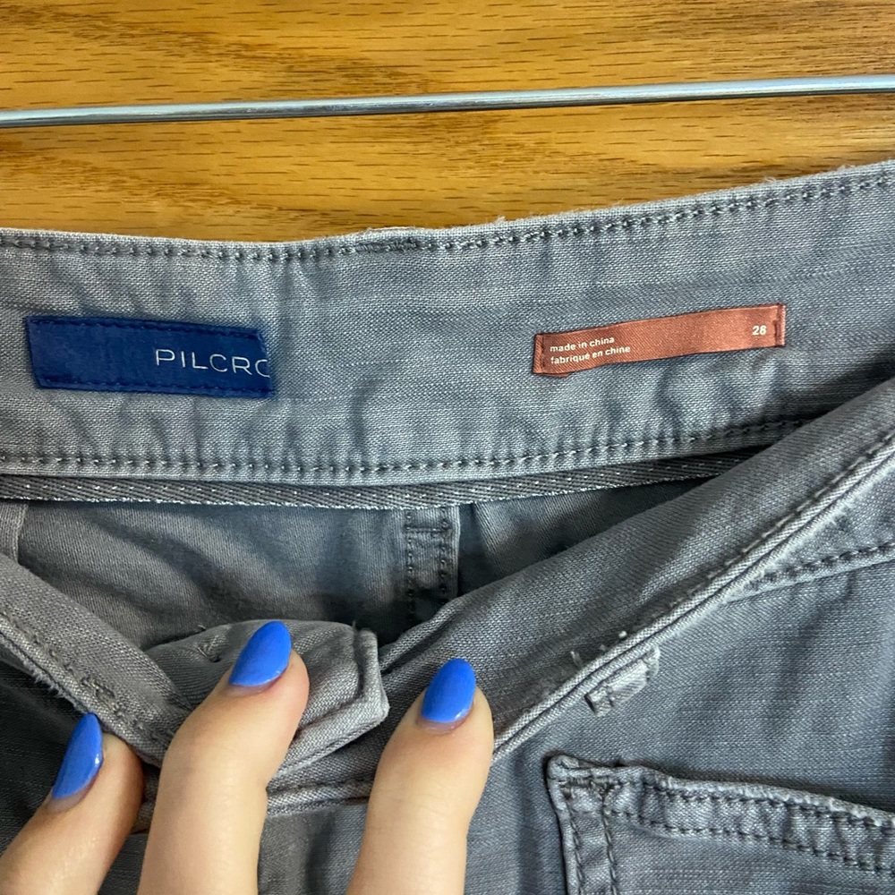 Pilcro gray pants. Size 28